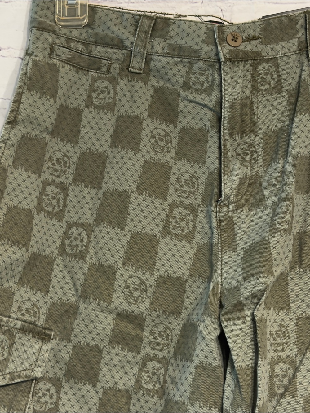 Tony Hawk Olive Green Checker Cargo Shorts - Picture 2 of 7